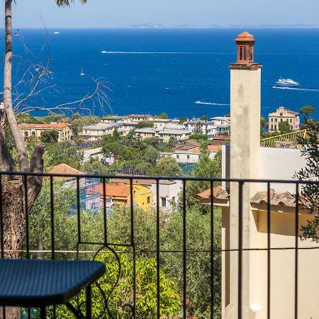 Ulivi Apt Villa Sorrento Esterno foto